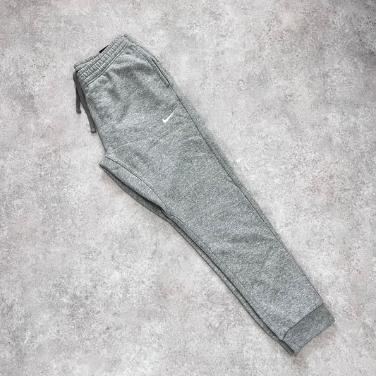 Nike Essentials Joggers