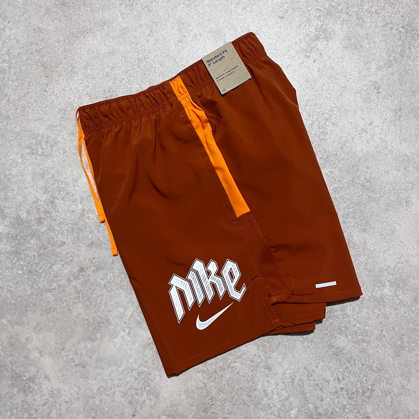 Nike Challenger 5” Shorts