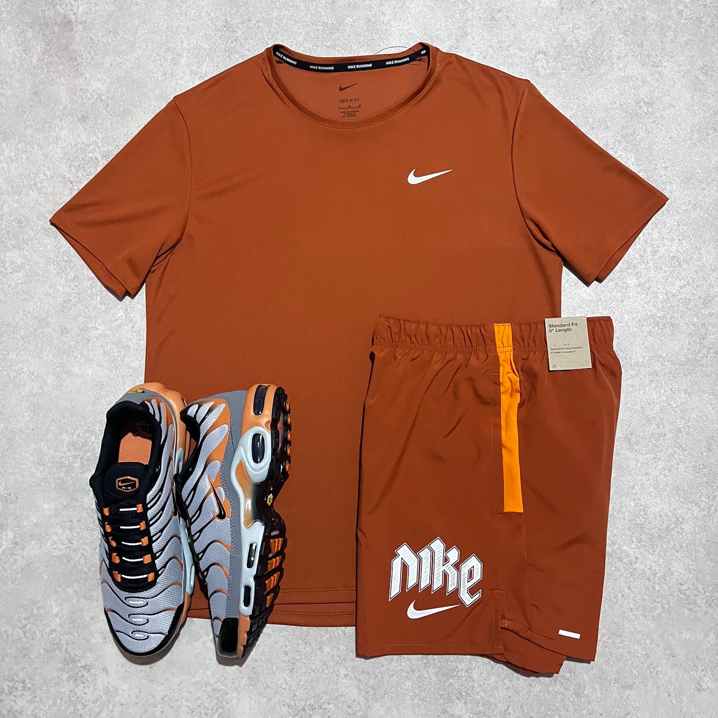 Nike Challenger 5” Shorts