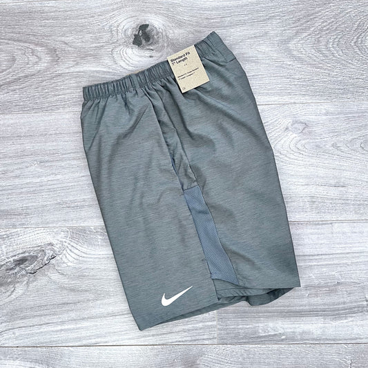 Nike Challenger Shorts