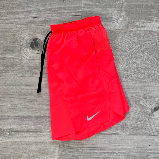 Nike Stride Shorts