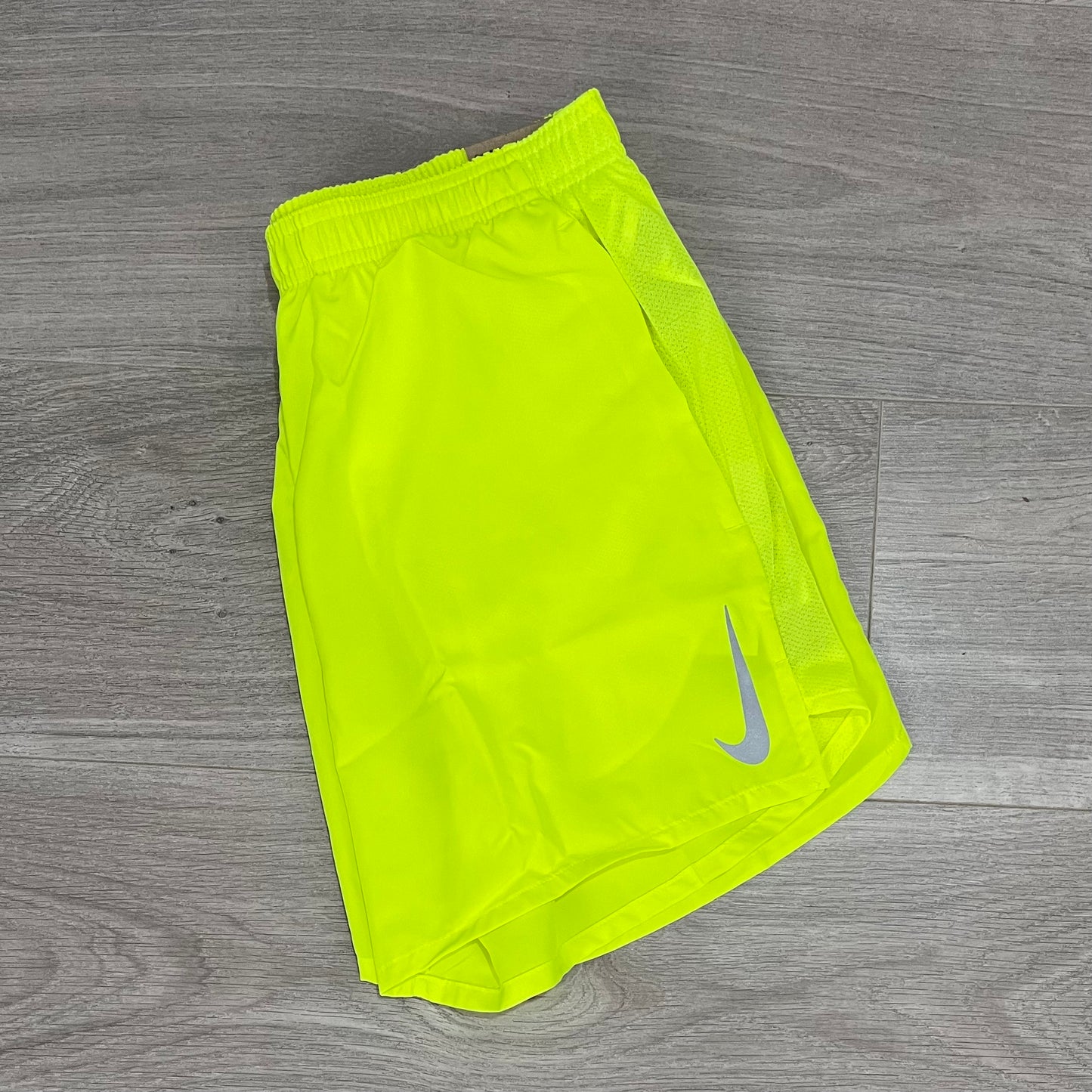 Nike 5” Challenger Shorts